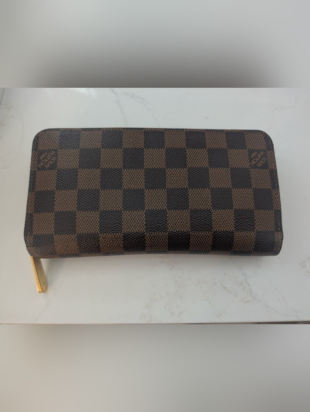 Louis Vuitton Zippy Wallet